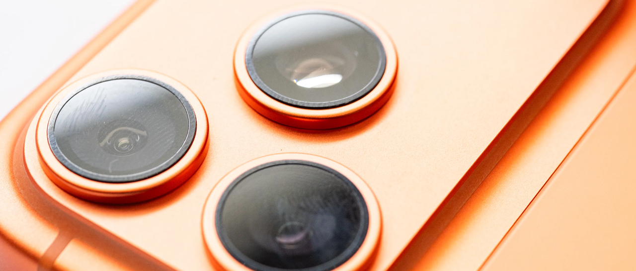 Apple defiende al iPhone 17 de sus controversias