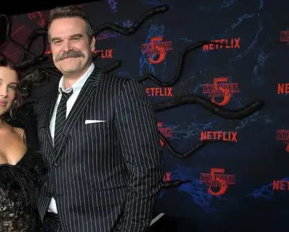 Millie Bobby Brown y David Harbour desmienten rumores de acoso