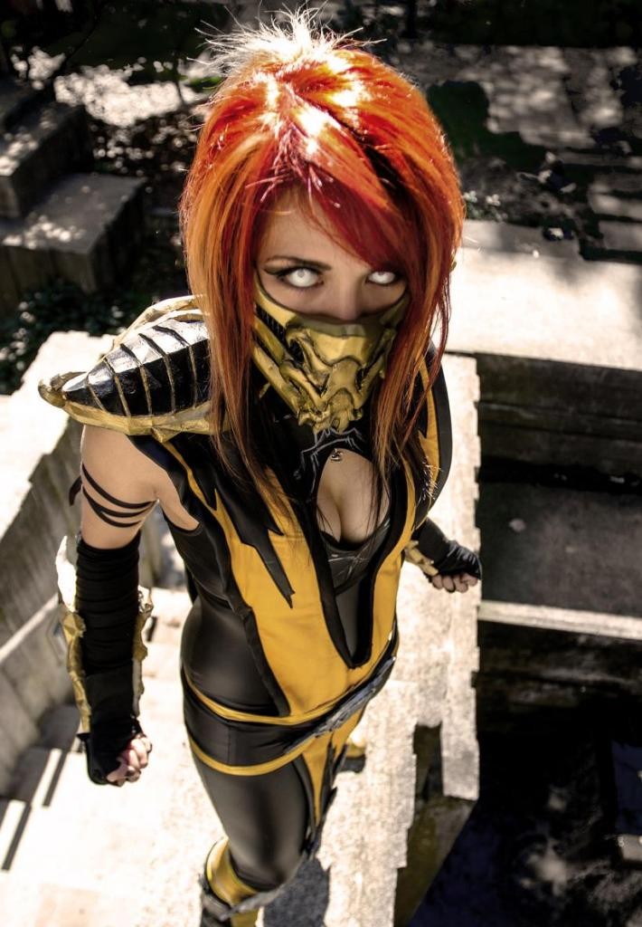 female-scorpion-cosplay-melissa-franklin-710x1024