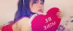 Actriz japonesa vuelve loco a Japón tras mostrar un poquito de más