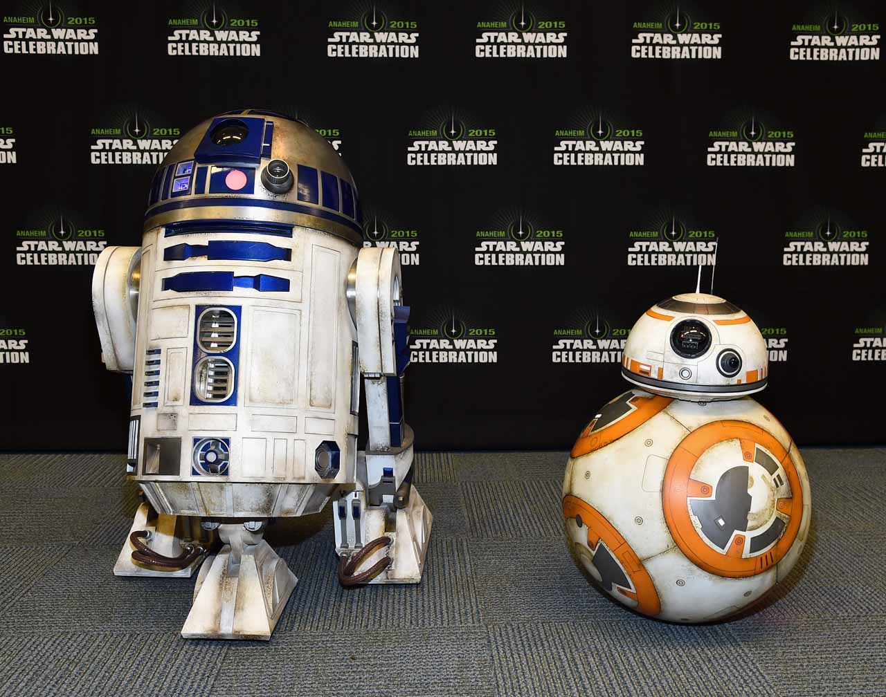 ANAHEIM, CA - APRIL 16: R2-D2 (L) and BB-8 attend Star Wars Celebration 2015 on April 16, 2015 in Anaheim, California. (Photo by Alberto E. Rodriguez/Getty Images for Disney) *** Local Caption *** R2-D2;BB-8