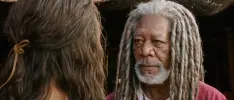 Morgan Freeman con trapeador en la cabeza; Trailer de la nueva Ben-Hur