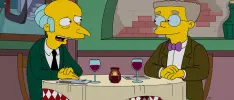 ¡Al fin! Smithers sale oficialmente del clóset