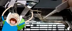 ¡WTF! Sujeto encuentra una serpiente muerta dentro de su PS4