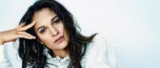 Alicia Vikander, quien será Lara Croft, sí jugó Tomb Raider