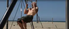 ¡Geralt de Rivia se va de vacaciones en Los Ángeles!