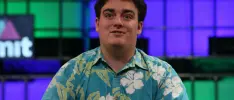 Le tunden con todo al creador de Oculus Rift por apoyar a Donald Trump