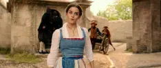 Checa este clip de Beauty and the Beast