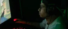 Castigan a competidor profesional de los eSports