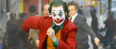 Joaquin Phoenix huye de la policía en la grabación de esta escena de la peli del Joker