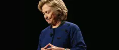 Hillary Clinton no culpa a los videojuegos, sino a las armas por los tiroteos en Estados Unidos