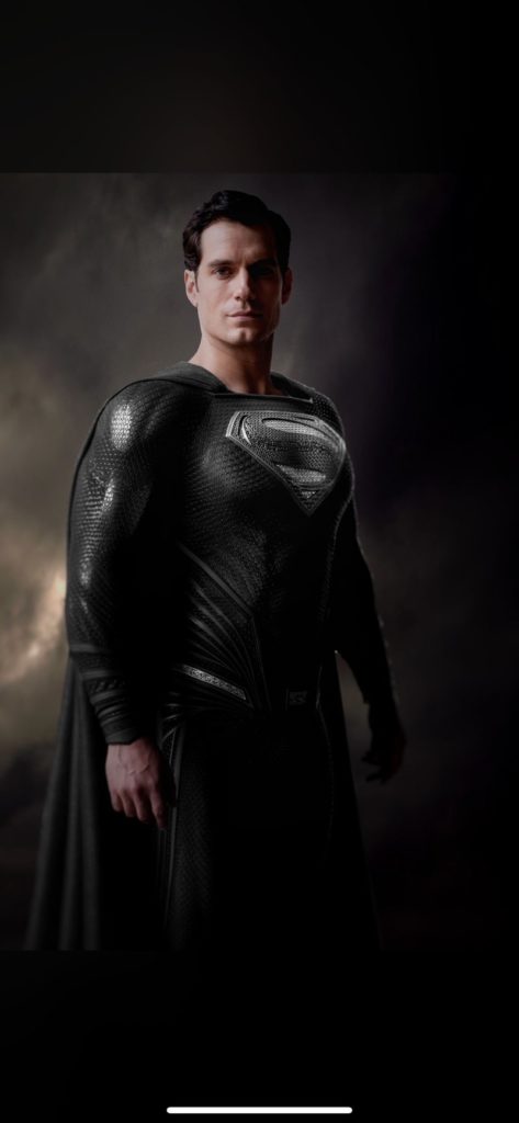 zack-snyder-black-suit-superman-1199588