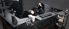 Crean la primera cama para gamers en Japón