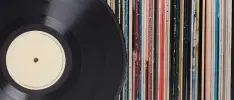 Por primera vez en 34 años los vinilos superan en ventas a los CDs