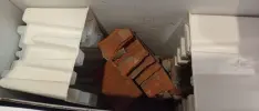Usuario compra un PS5 en Europa y recibe una caja llena de ladrillos
