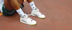 Adidas anuncia tenis para el 20 aniversario de Xbox