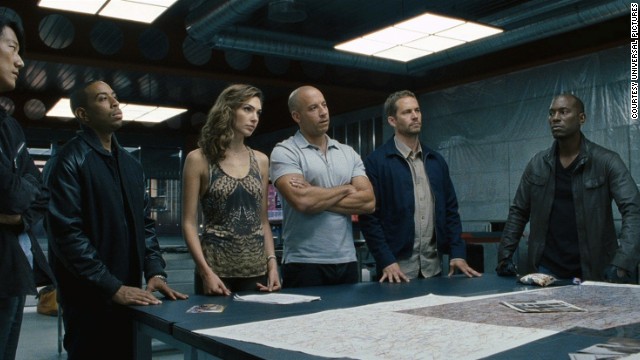 130523181657-fast-furious-cast-movie-still-story-top