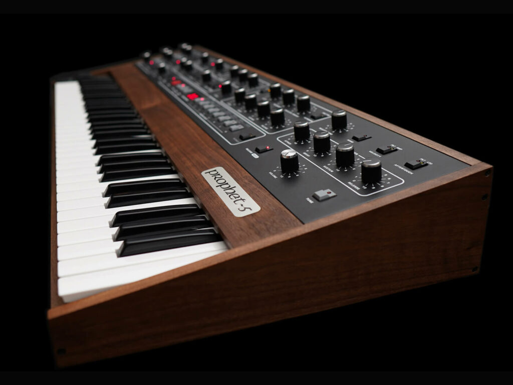 sequential-prophet-5-up-close@1400×1050