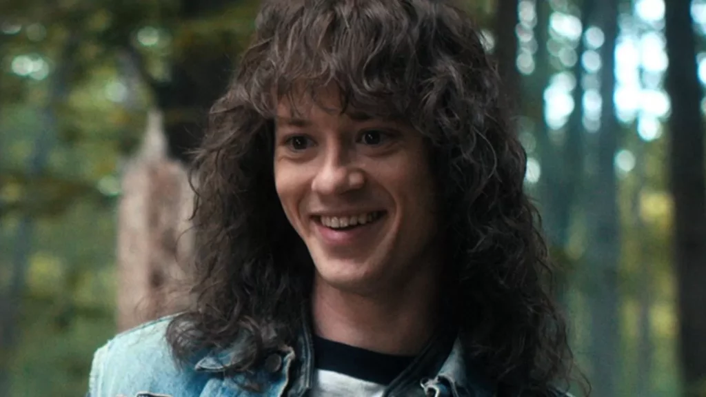 Joseph-Quinn-as-Eddie-Munson-in-Stranger-Things-Season-4-Volume-1