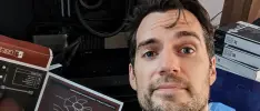 Henry Cavill tiene problemas con su PC