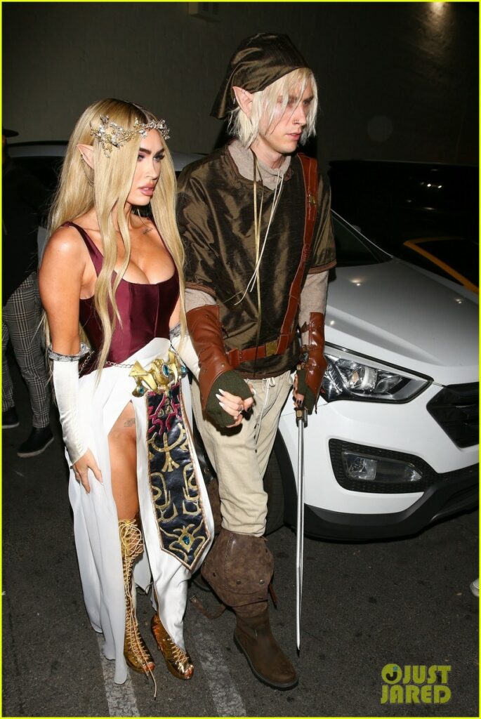megan-fox-machine-gun-kelly-link-zelda-halloween-30