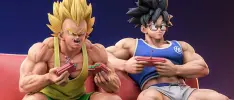 Aparecen figuras de Goku y Vegeta gamers
