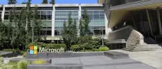 Microsoft había contemplado comprar a Square Enix