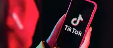 Tiktoker queda ciego por intentar romper récord