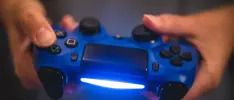 Fan de Sony paga PlayStation Plus hasta 2050