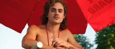 Deja a su esposo creyendo tener una relación con actor de Stranger Things