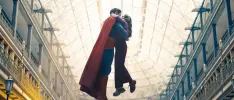 La película de Superman sufre de regrabaciones